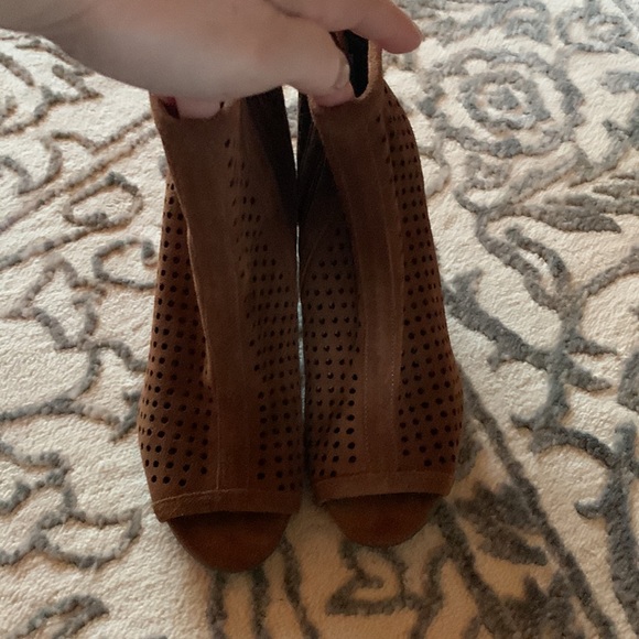 Carlos Santa a peep toe booties - Picture 3 of 6